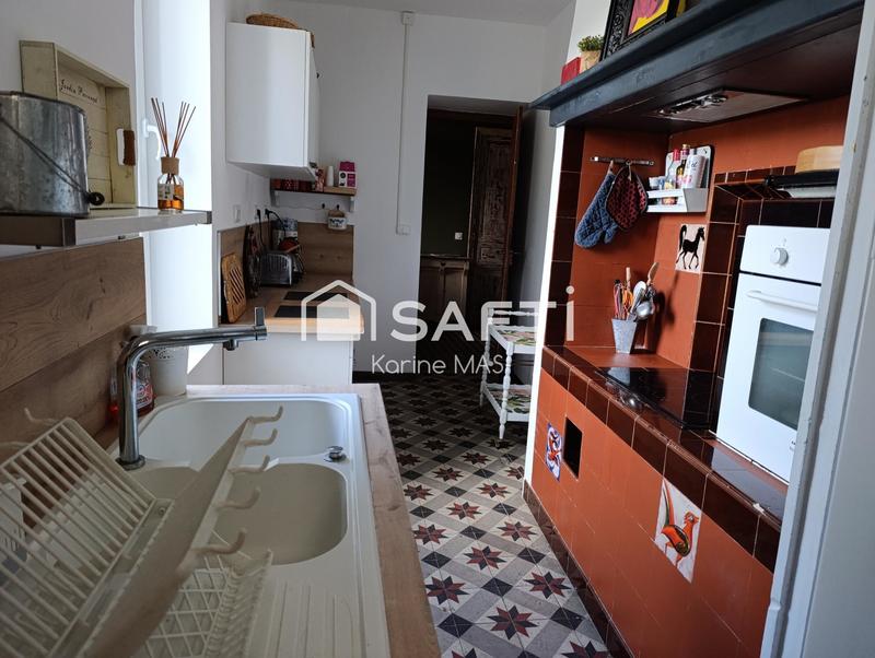 Maison - 175 m² - 11 pièces