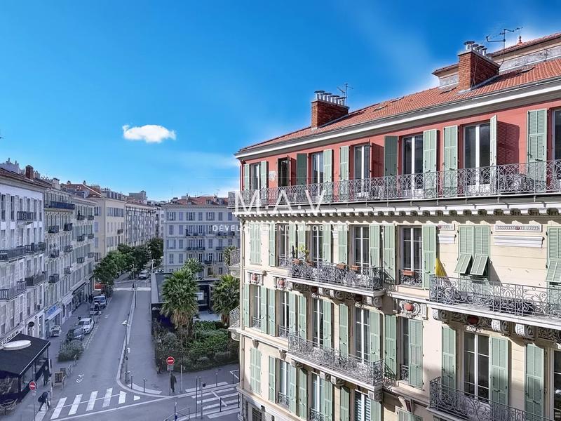 Appartement - 83 m² - 4 pièces