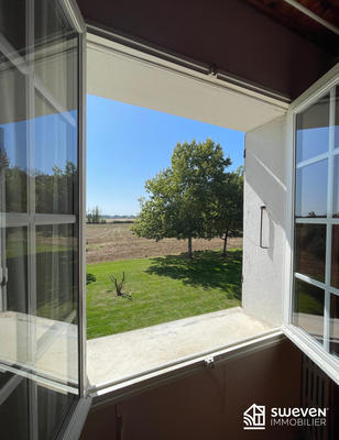 Maison - 340 m² - 8 pièces