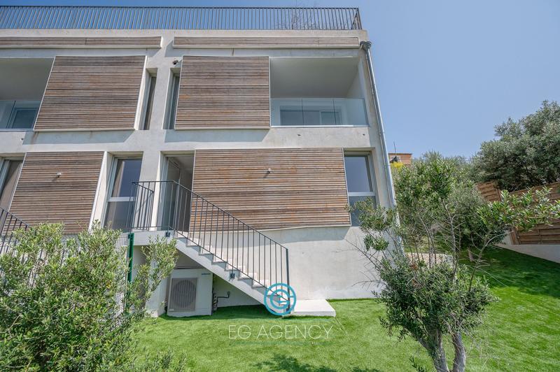 Appartement - 115 m² - 4 pièces