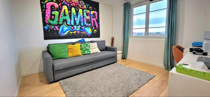 Maison - 140 m² - 6 pièces