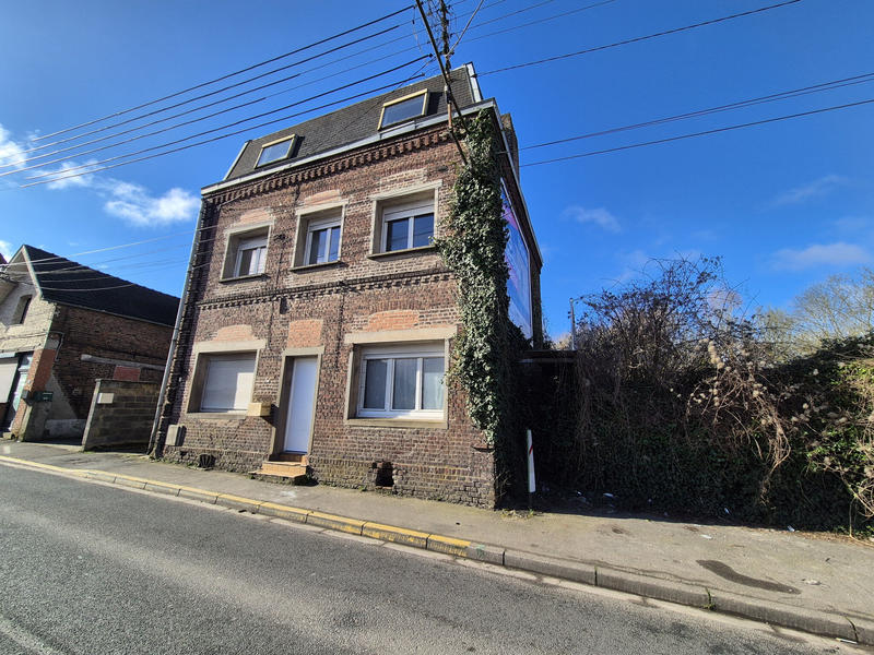 Maison - 195 m² - 8 pièces