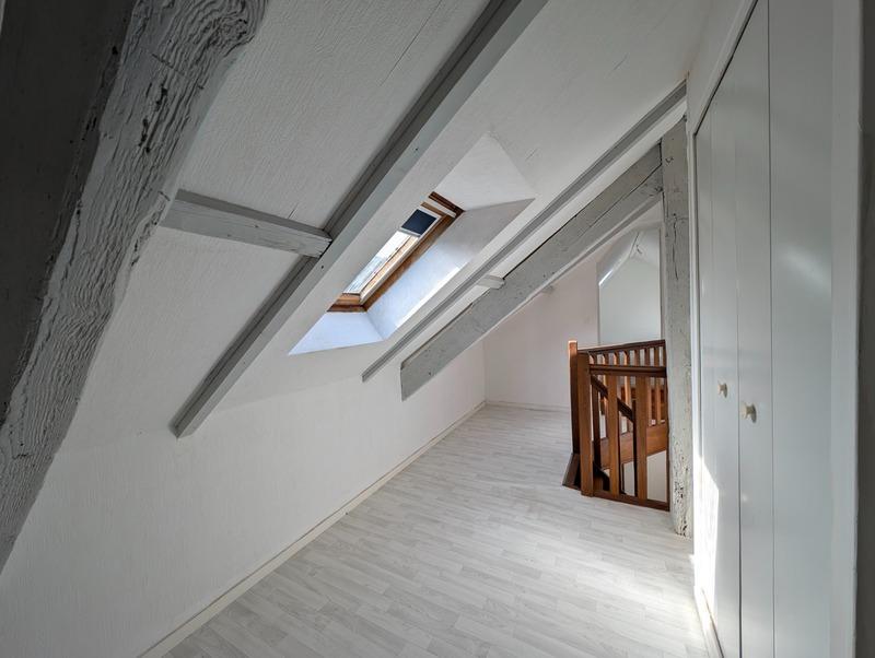 Duplex - 97 m² - 5 pièces