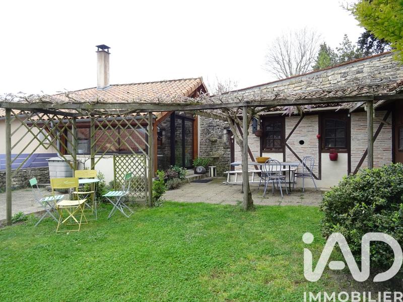 Maison - 139 m² - 5 pièces