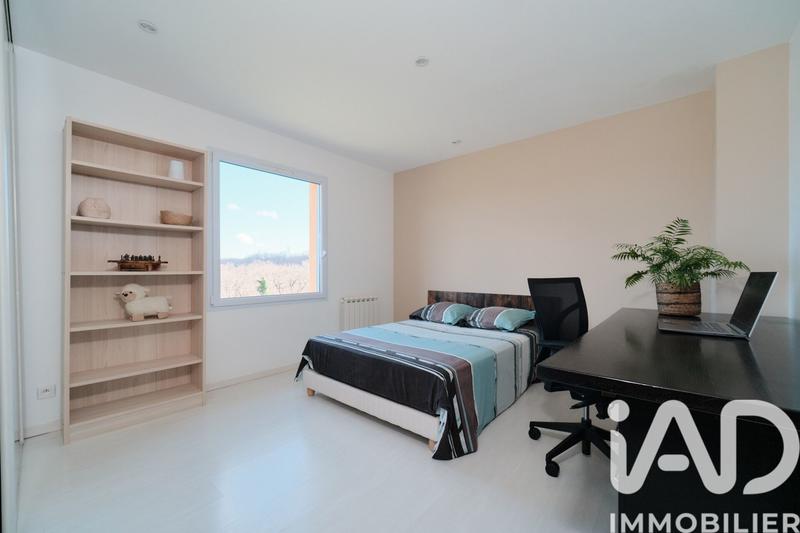 Maison de maîtres - 270 m² - 7 pièces