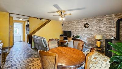 Maison - 93 m² - 5 pièces