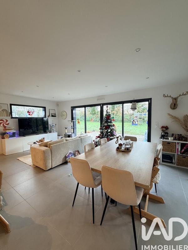 Maison de village - 183 m² - 9 pièces