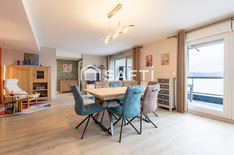 Appartement - 108 m² - 5 pièces