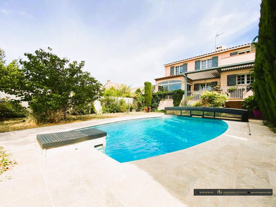 Villa - 130 m² - 5 pièces