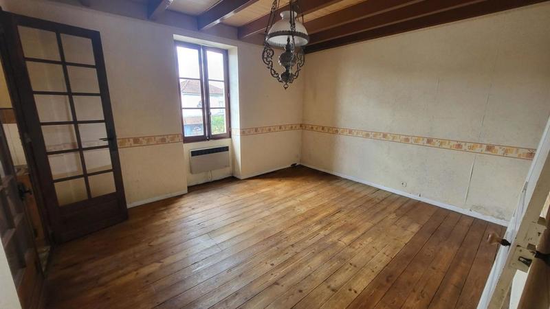 Maison - 200 m² - 8 pièces