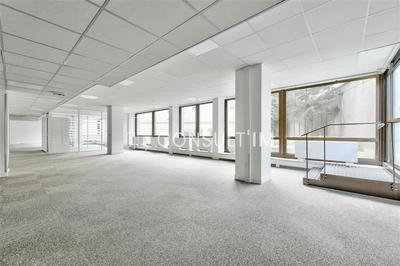 Bureau - 370 m²