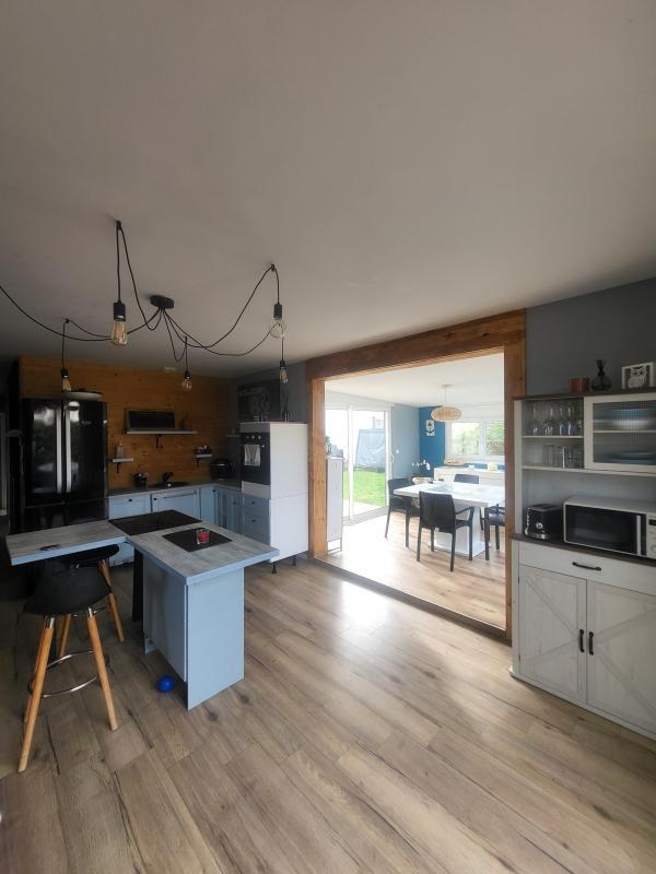 Maison - 103 m² - 5 pièces