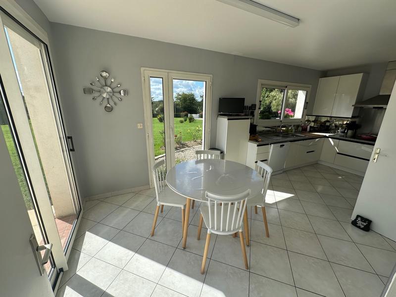 Maison - 255 m² - 5 pièces