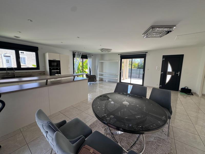 Maison - 114 m² - 5 pièces