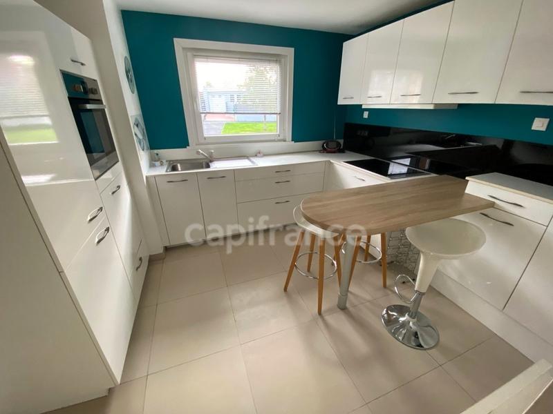 Maison - 87 m² - 5 pièces