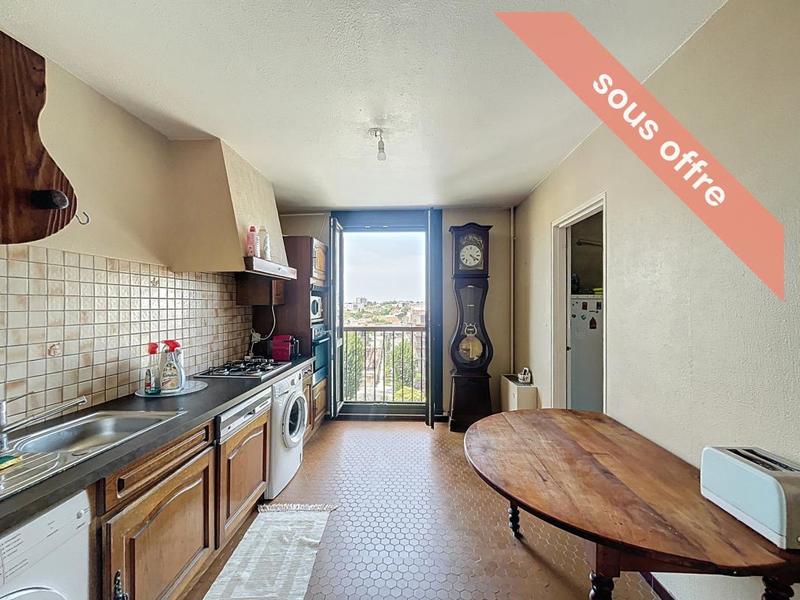 Appartement - 94 m² - 4 pièces