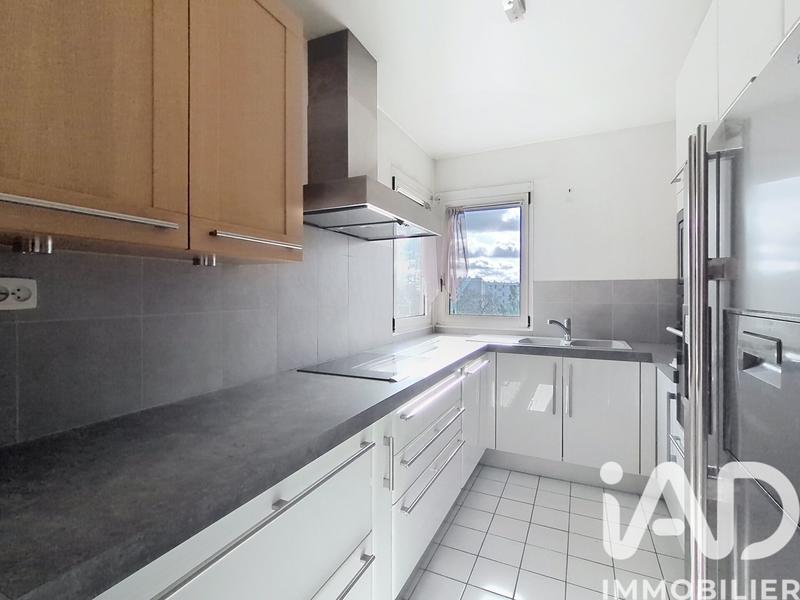 Appartement - 94 m² - 5 pièces