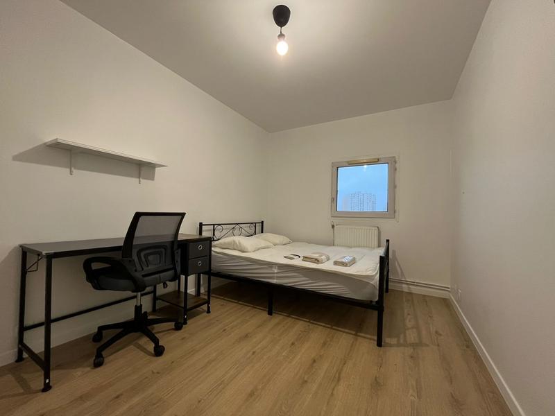 Appartement - 83 m² - 5 pièces