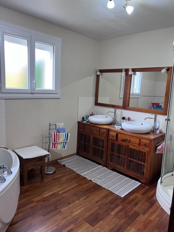 Château - 144 m² - 7 pièces