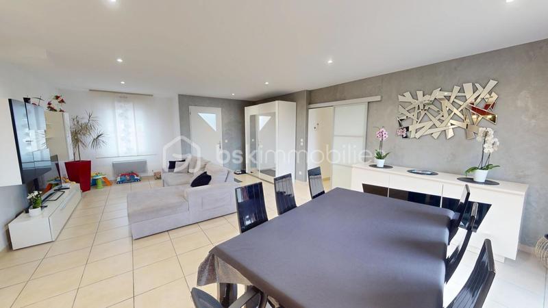 Maison - 97 m² - 4 pièces