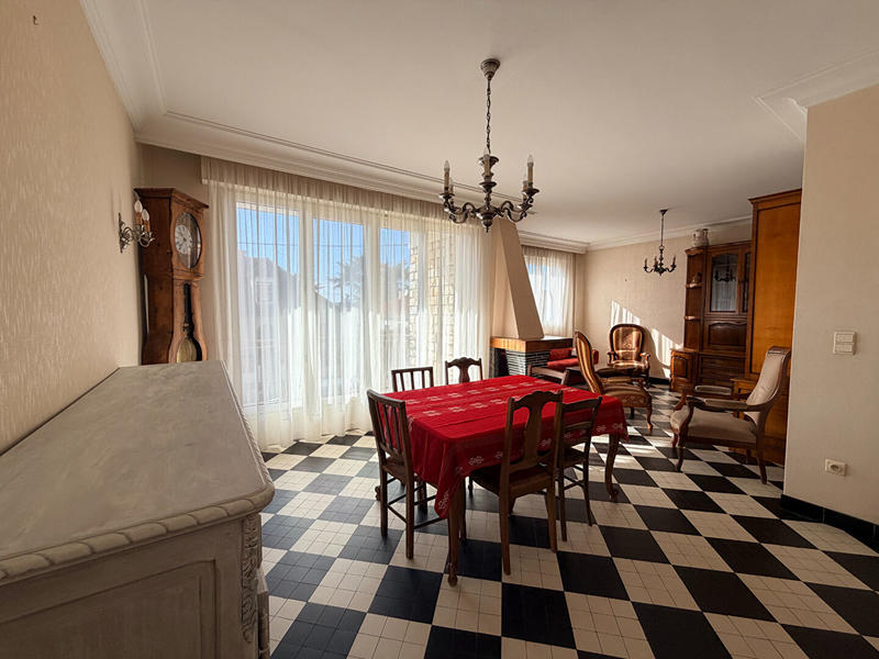 Maison - 131 m² - 7 pièces