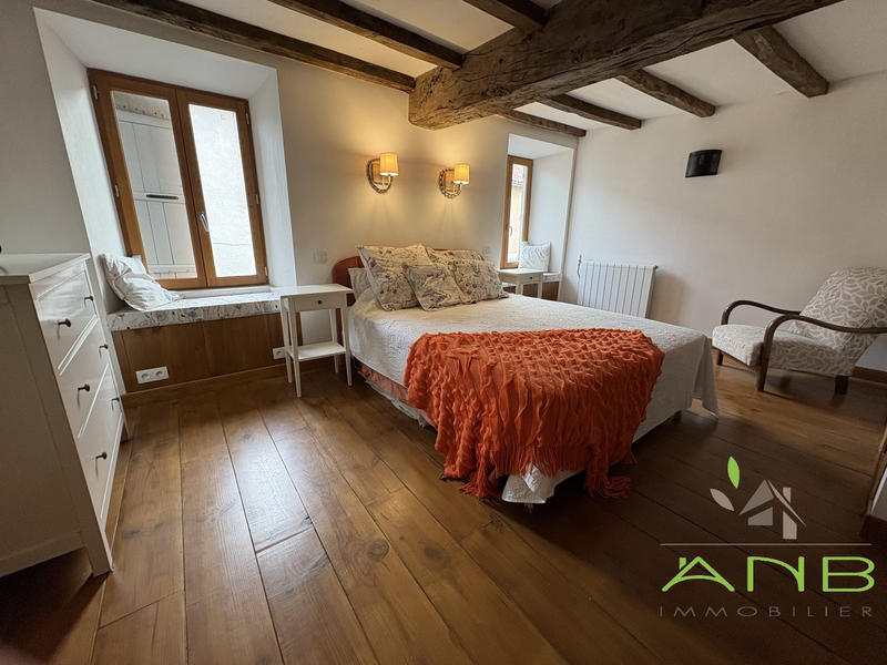 Maison ancienne - 239 m² - 6 pièces