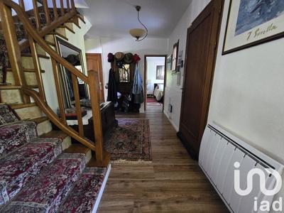 Maison - 166 m² - 7 pièces