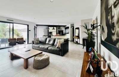 Maison - 115 m² - 5 pièces