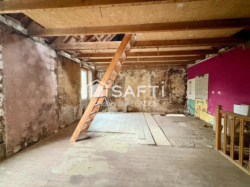 Maison - 243 m² - 5 pièces