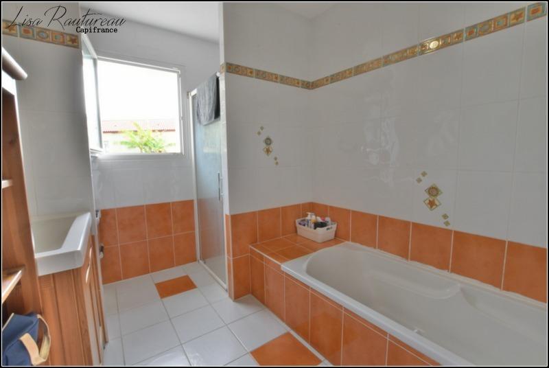 Maison - 170 m² - 8 pièces