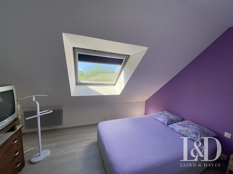 Maison traditionnelle - 160 m² - 8 pièces