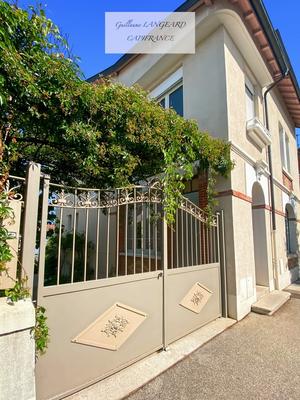 Maison - 207 m² - 9 pièces