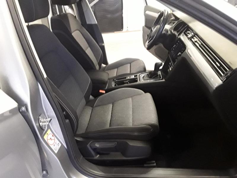 Volkswagen Passat Sw 2.0 Tdi 150 Cv Evo Business Dsg7