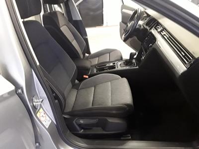 Volkswagen Passat Sw 2.0 Tdi 150 Cv Evo Business Dsg7