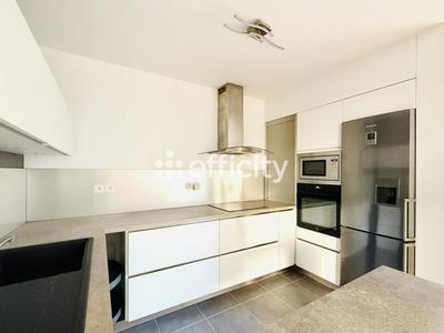 Appartement - 100 m² - 4 pièces