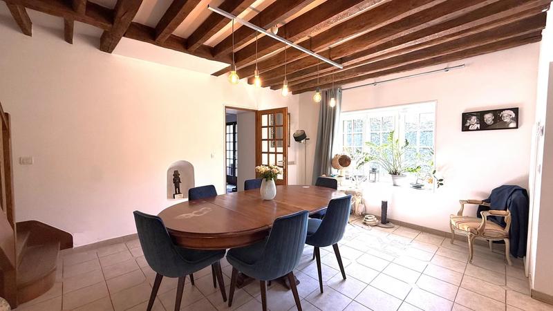 Maison - 193 m² - 8 pièces