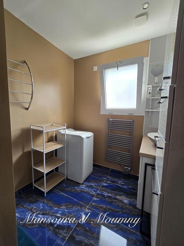 Maison - 209 m² - 8 pièces