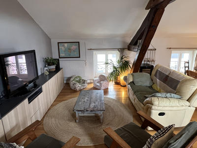 Appartement - 100 m² - 4 pièces