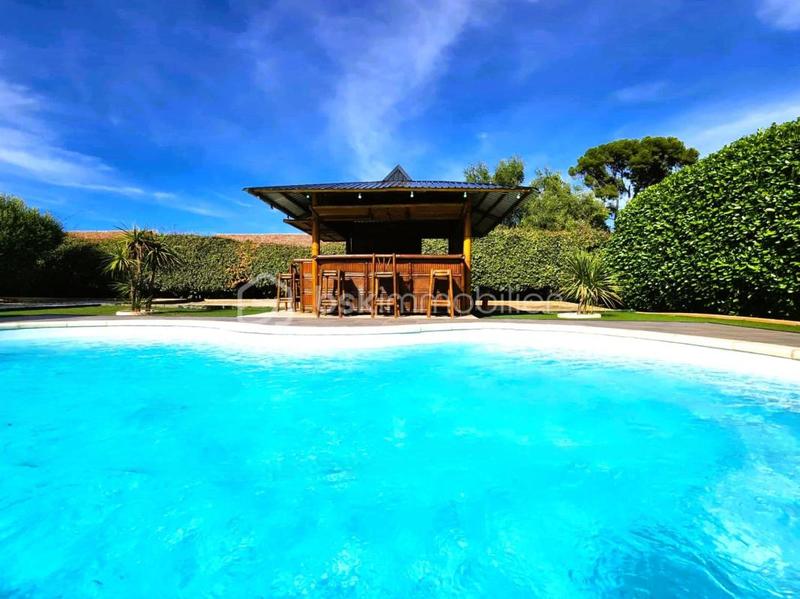 Villa - 183 m² - 5 pièces