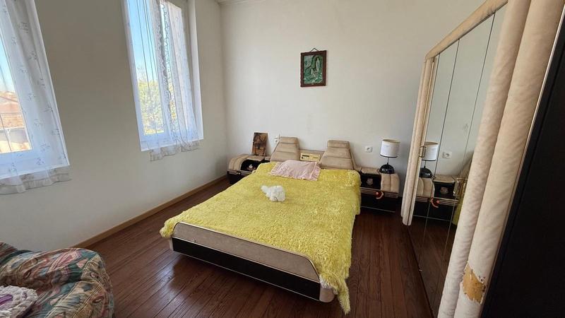 Maison - 200 m² - 8 pièces