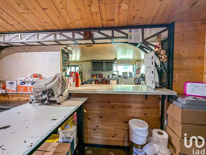 Local commercial - 144 m²