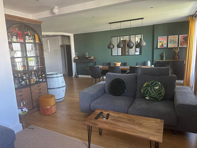 Appartement - 86 m² - 4 pièces