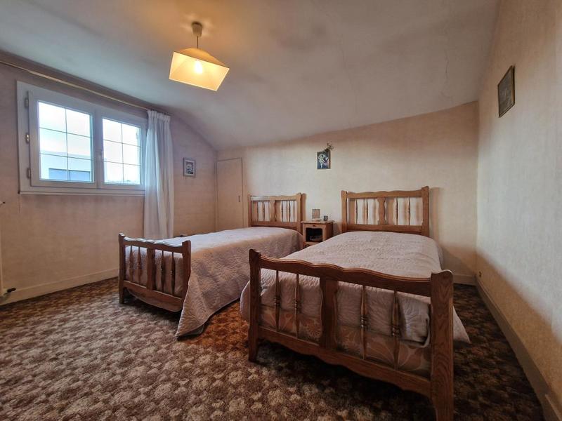 Maison - 104 m² - 4 pièces