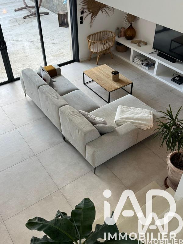 Maison - 130 m² - 3 pièces