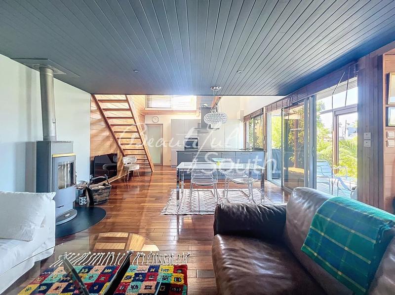 Maison - 186 m² - 7 pièces