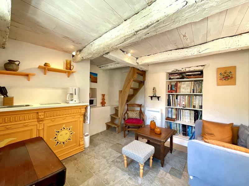 Demeure - 140 m² - 9 pièces