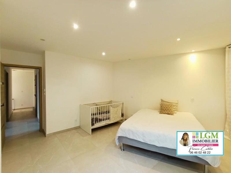 Maison - 125 m² - 4 pièces