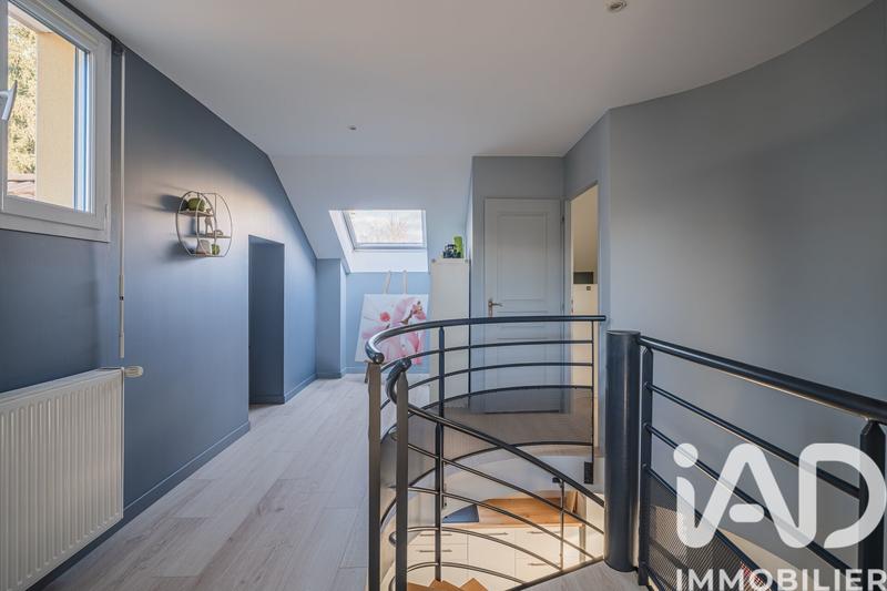 Maison - 161 m² - 7 pièces