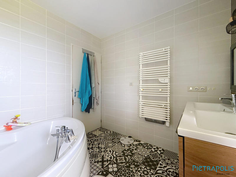 Villa - 118 m² - 5 pièces