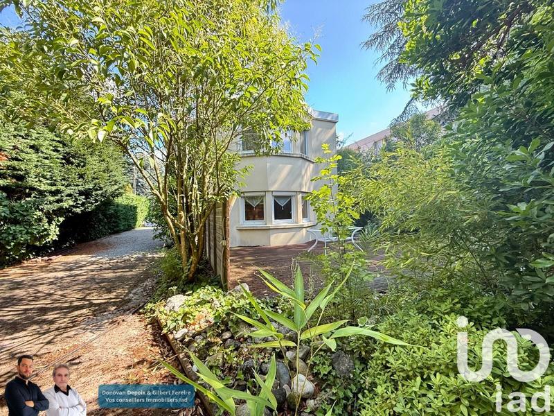 Maison - 153 m² - 8 pièces